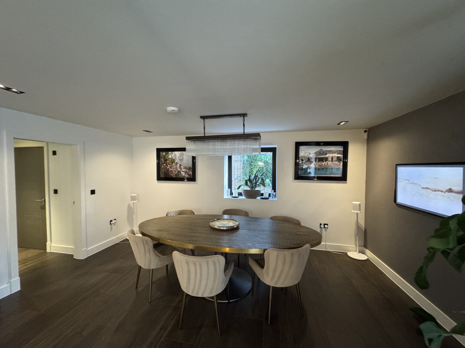 Canford Villa Luxury Holiday Let Dining 2