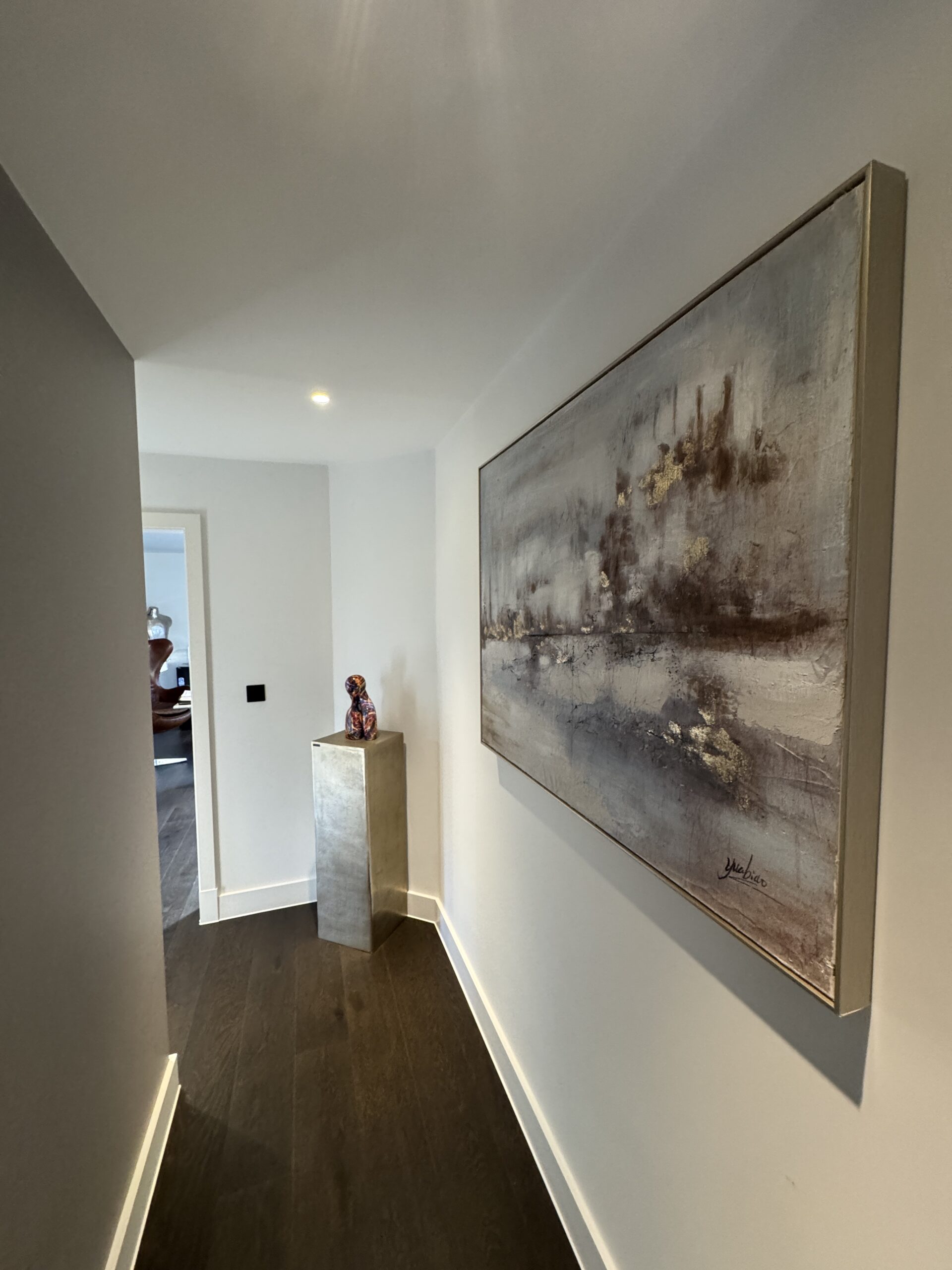 Canford Villa Luxury Holiday Let First floor hallway 3